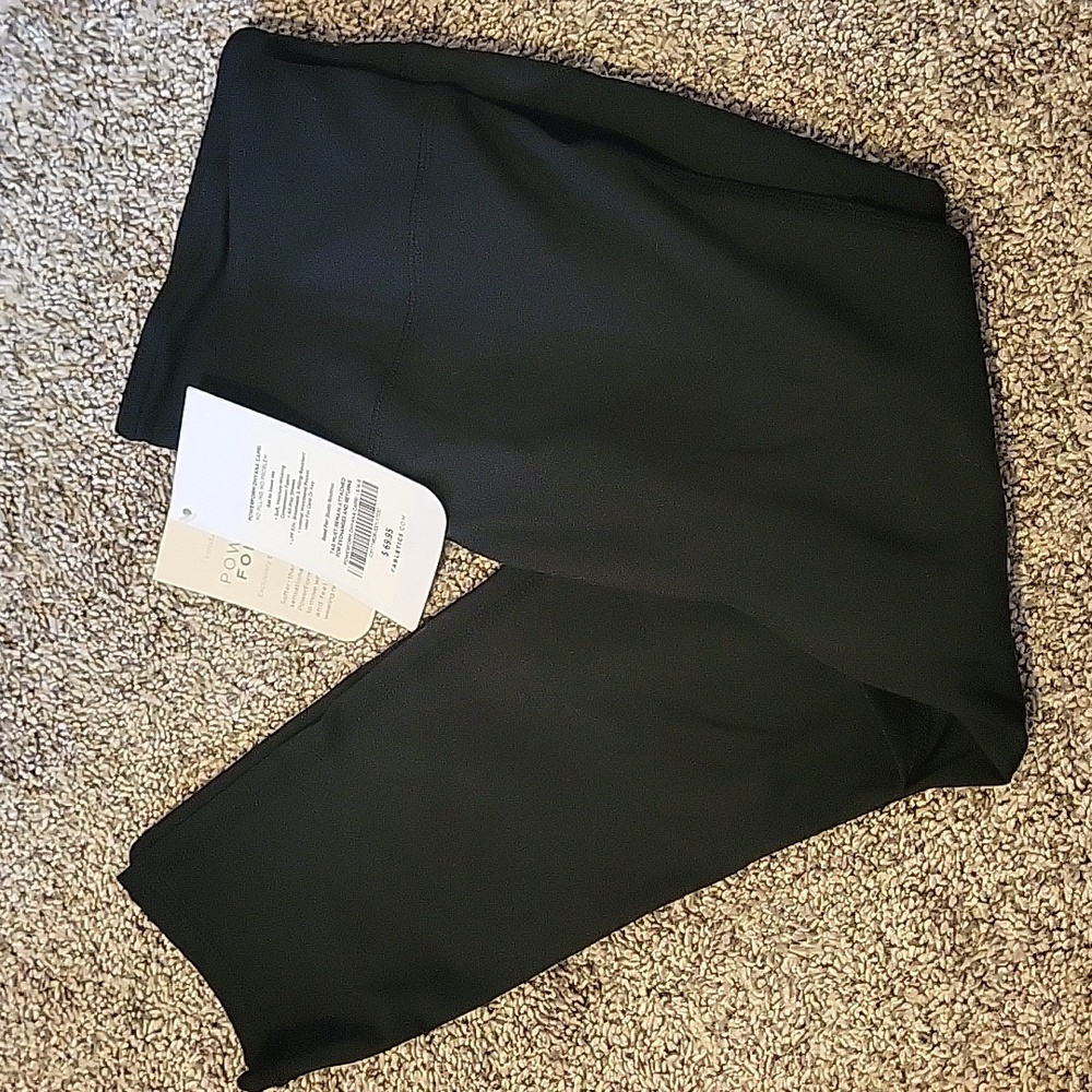 Fabletics Small Black Capri Leggings
